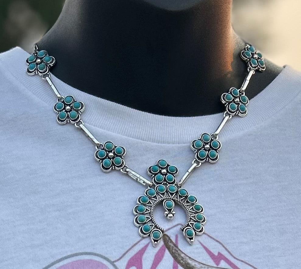 BLESS YOUR HEART NECKLACE