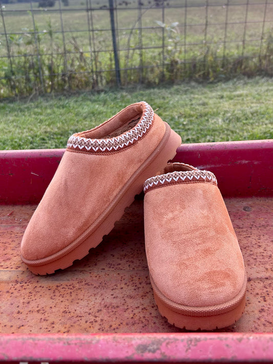ARIABELLA EMROIDED MULES