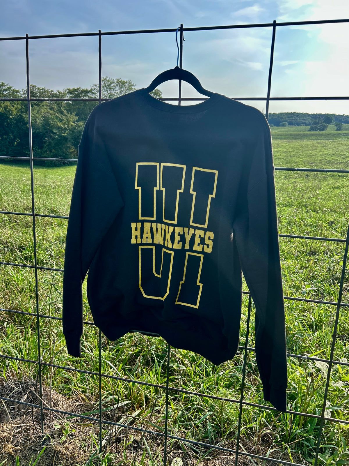 HAWKEYE UNISEX SWEATSHIRT