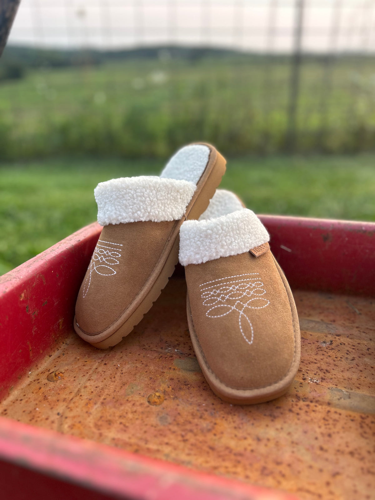 WESTERN DOLLY SLIPPERS FAWN