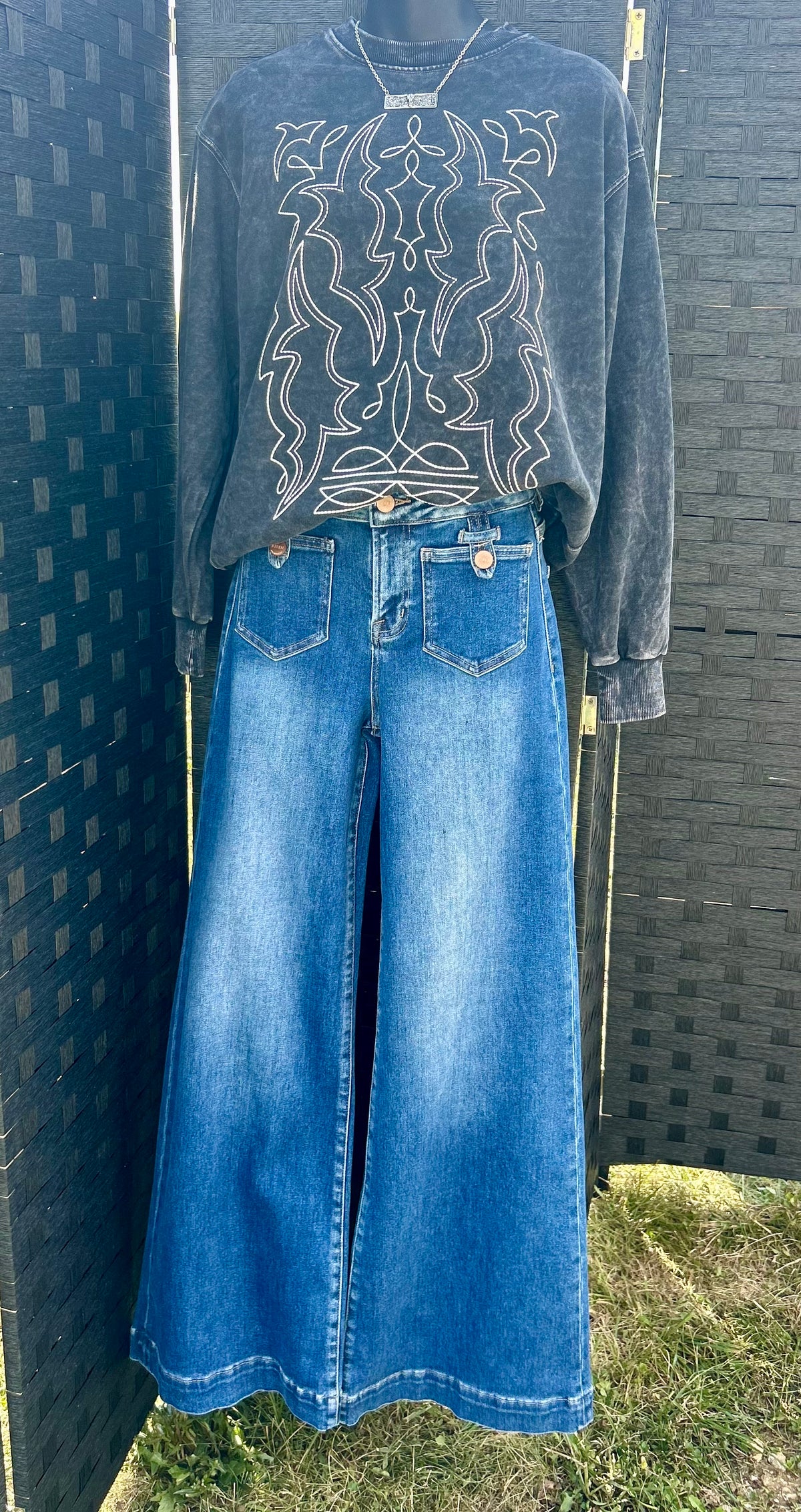 Risen Blakley mid rise Patch Pocket Jean