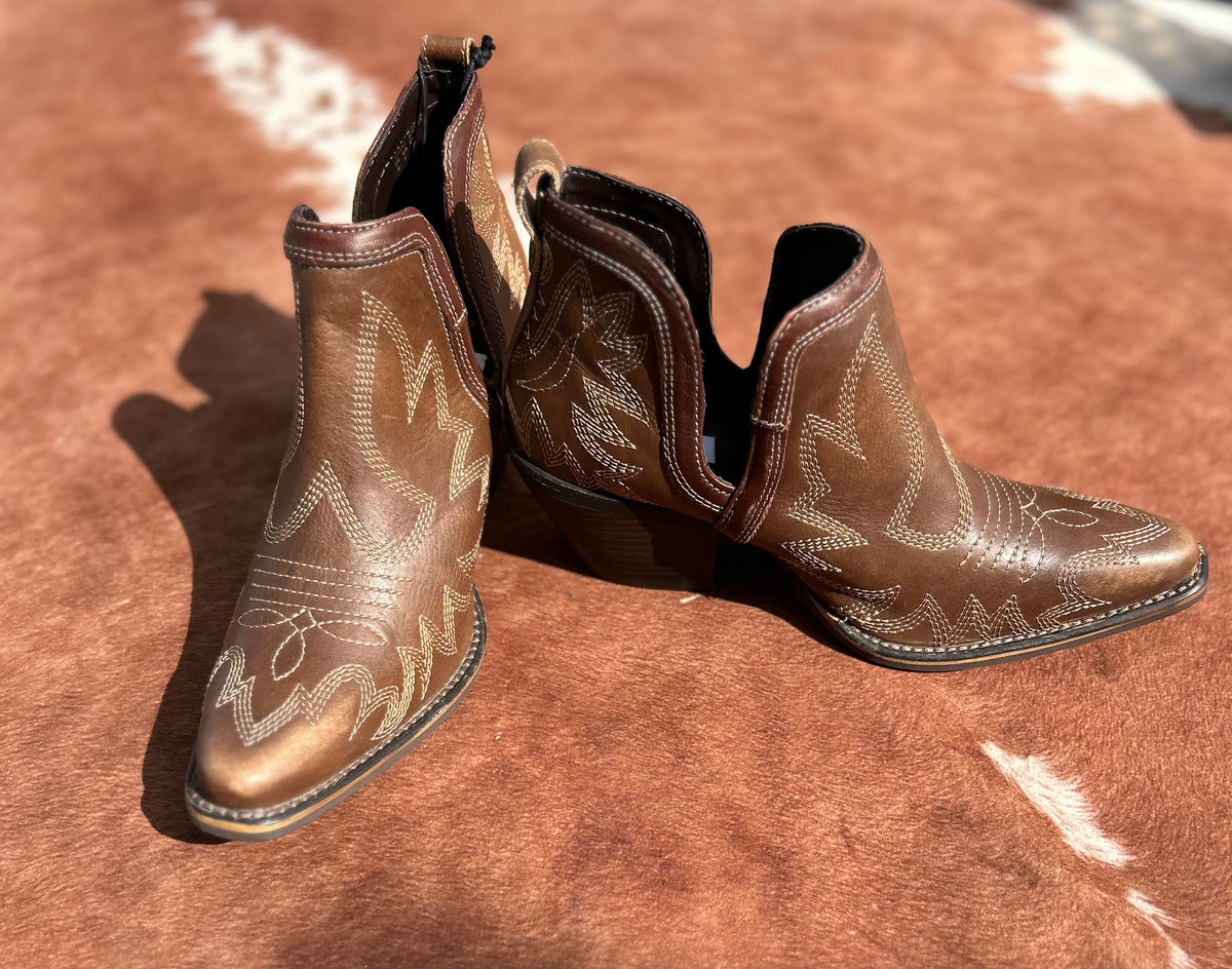 Yellowstone Western Leather Dessert Brown